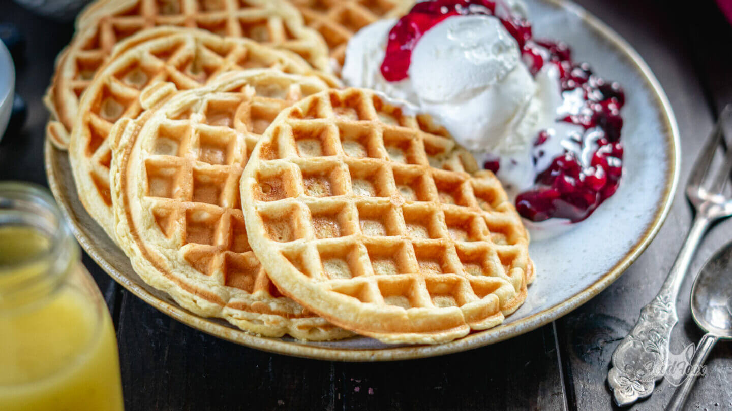 Waffeln ohne Zucker – fluffig &amp; knusprig