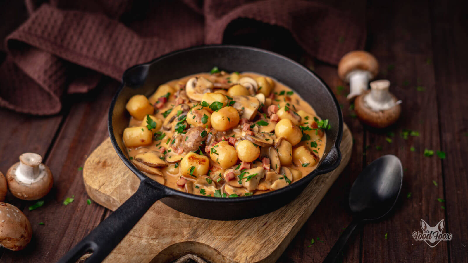 Deftige Gnocchi-Pilzpfanne mit Champignons