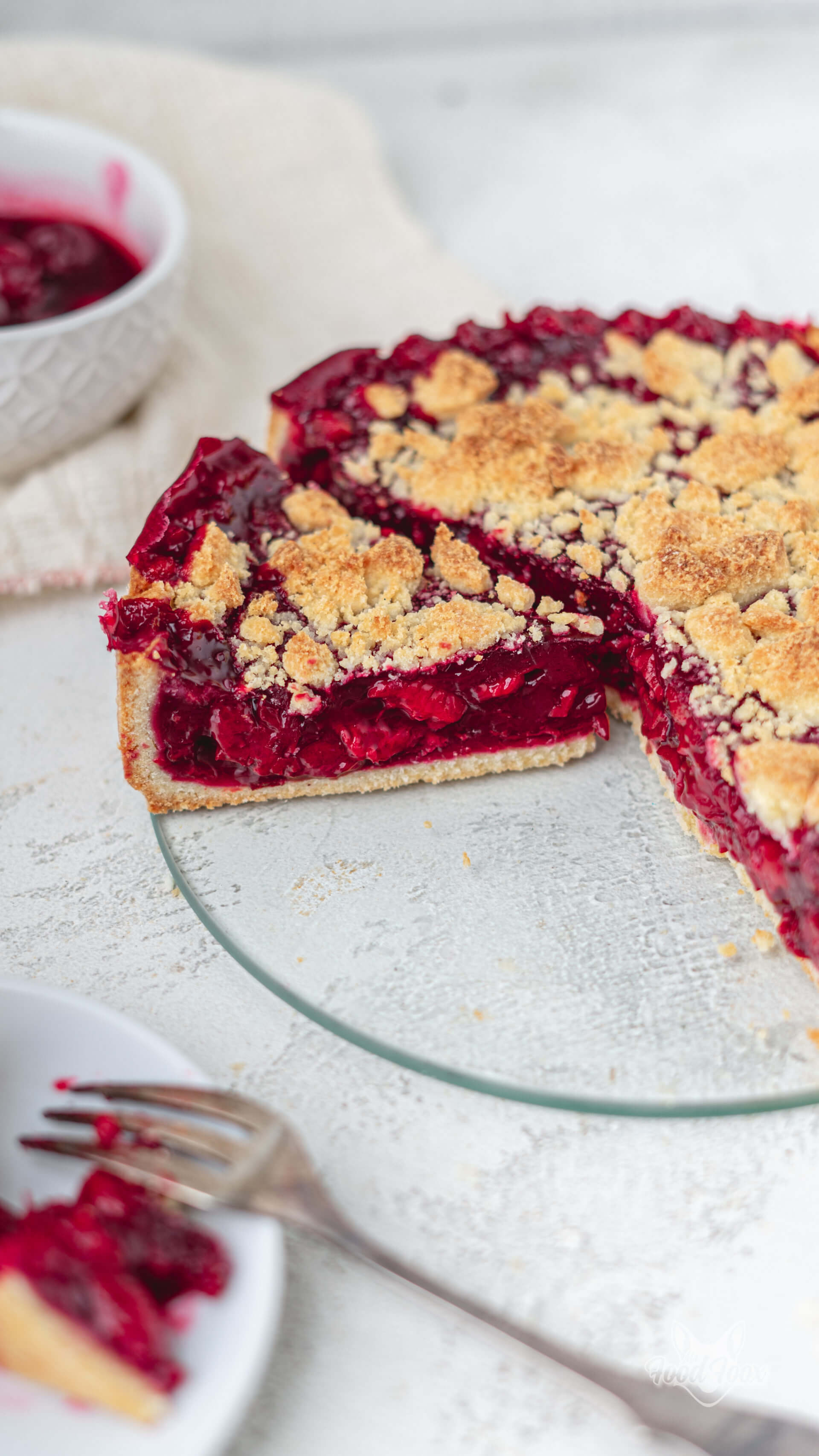 Saftiger Kirschkuchen mit Streusel – kalorienarm &amp; ohne Zucker