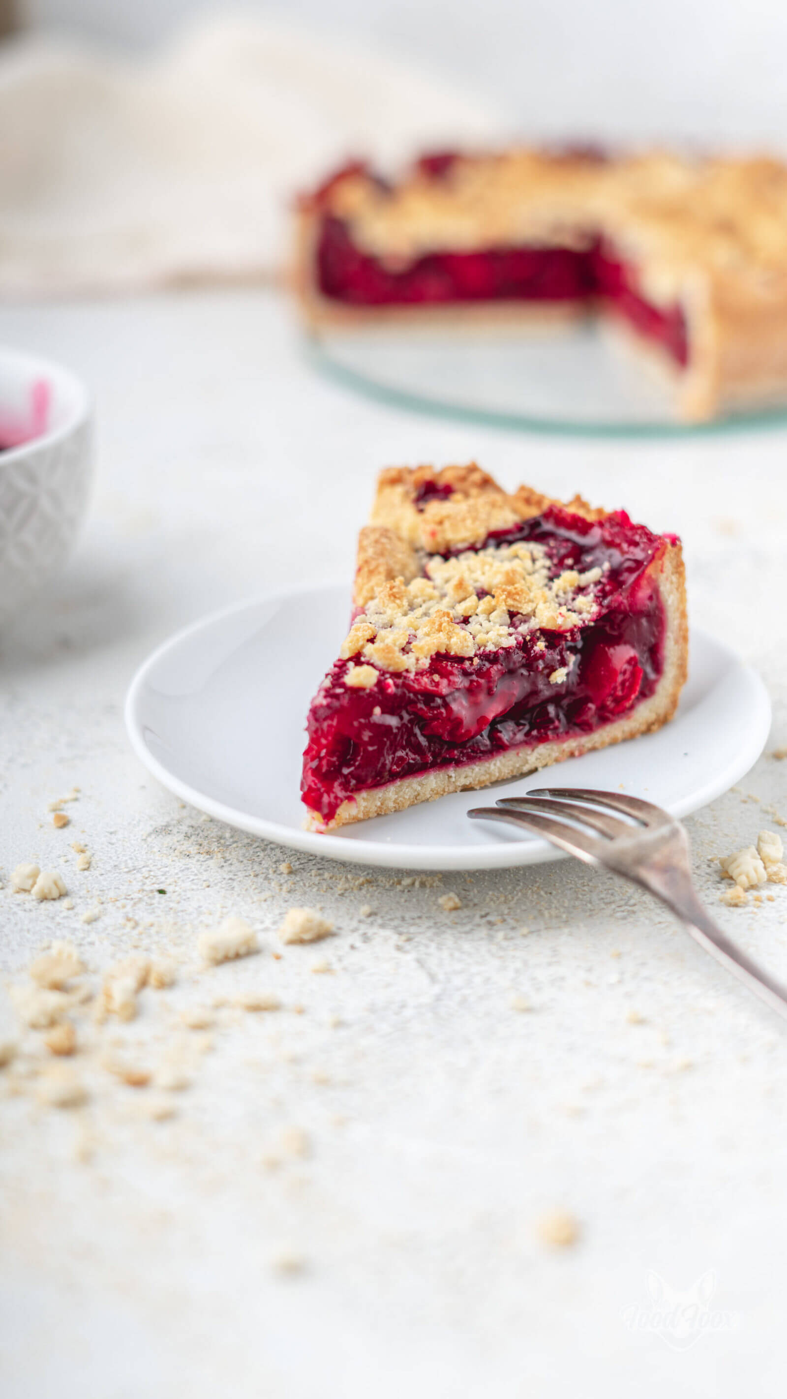 Saftiger Kirschkuchen mit Streusel – kalorienarm &amp; ohne Zucker