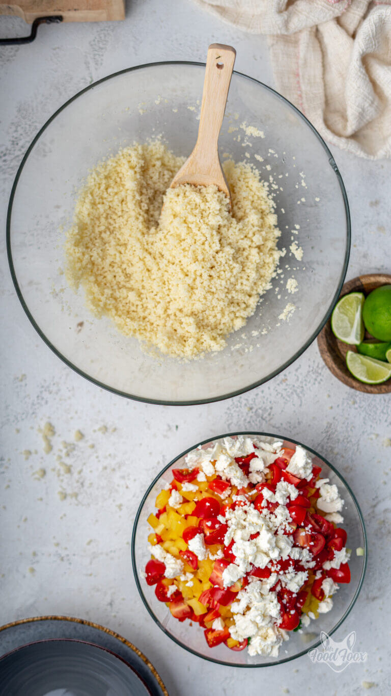 Zutaten im Überblick für einen schnellen Couscous Salat mit Feta.