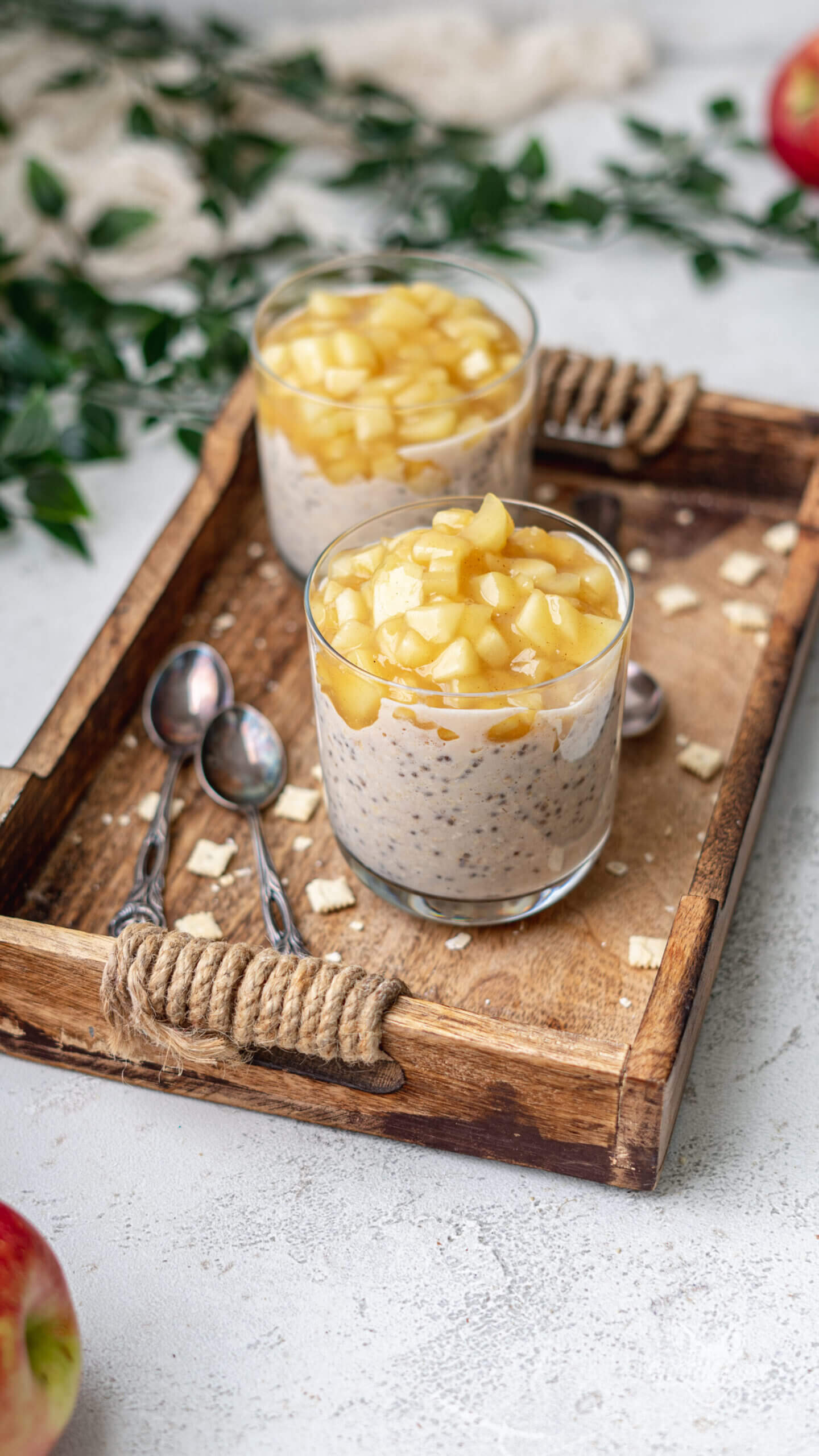 Leckere Overnight Oats mit Apfel & Zimt, Chia + extra Proteinpulver
