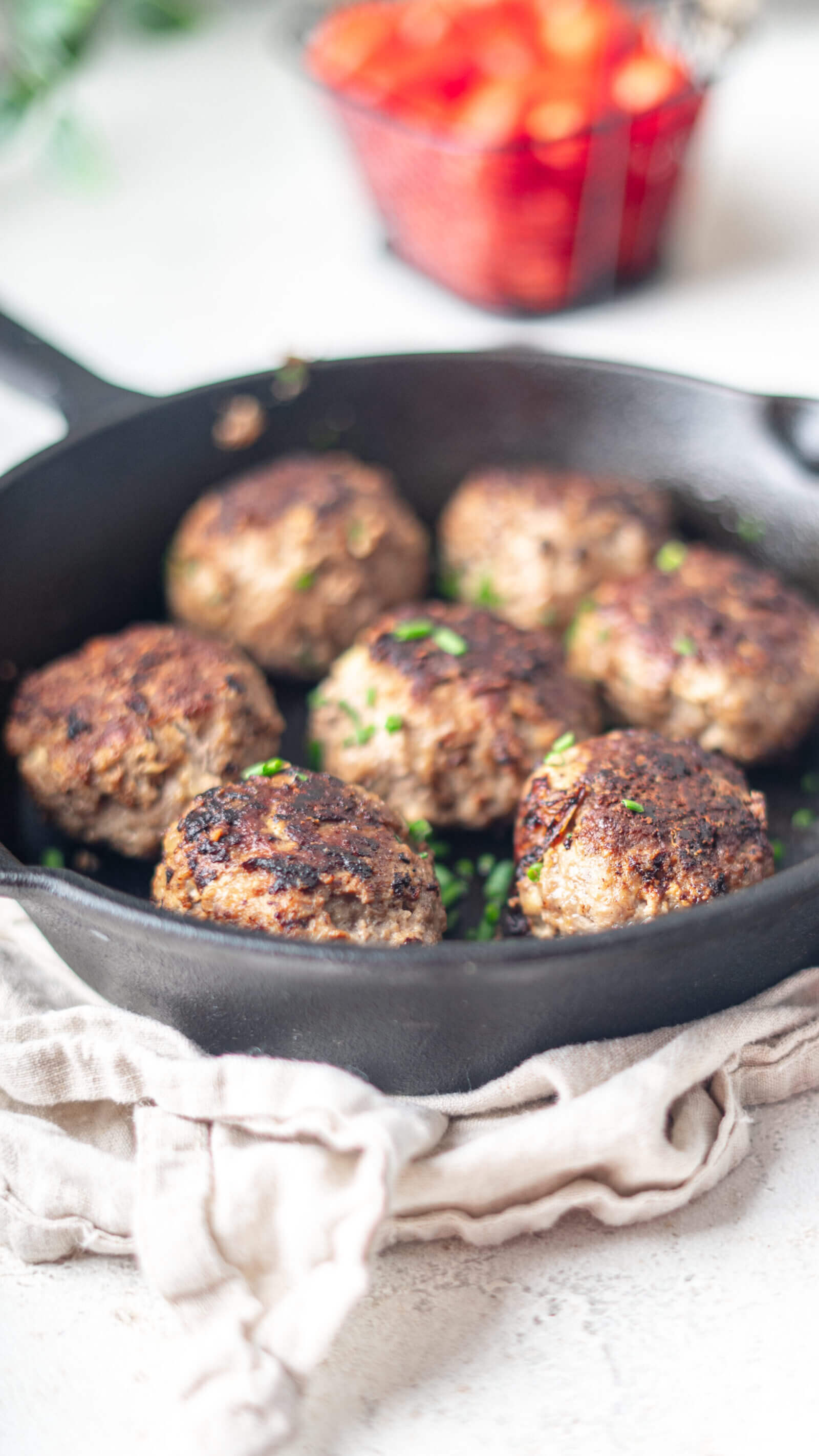 Rezept: Saftige Frikadellen mit Ei und Brötchen selber machen