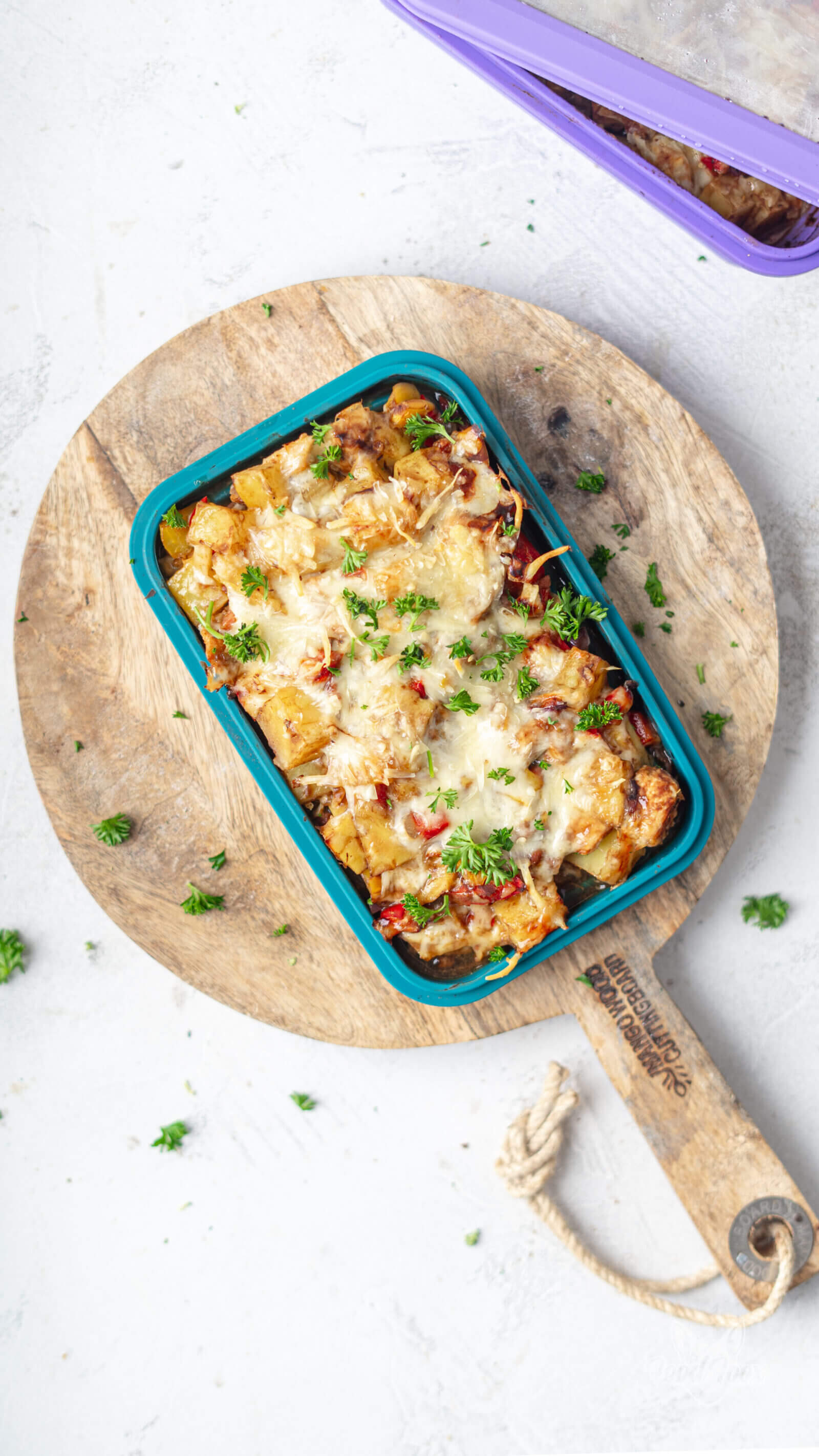 Würziger Kartoffel-Hähnchen-Auflauf mit Paprika